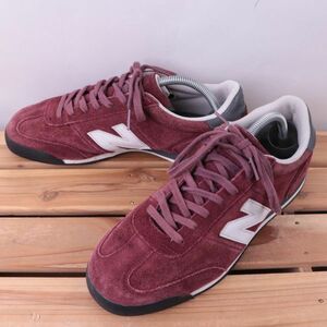 z2279【360】ニューバランス US9 27.0cm/エンジ 白 ホワイト 濃灰 ダークグレー newbalance メンズ スニーカー 中古