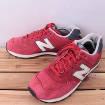 z2286【574】ニューバランス US10 28.0cm/赤 レッド オフホワイト 紺 ネイビー newbalance メンズ スニーカー 中古_画像1