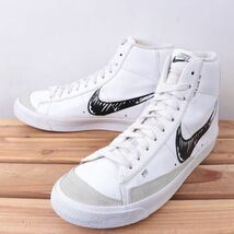 z2303 ナイキ ブレーザー ミッド US8.5 26.5cm/白 ホワイト 黒 ブラック NIKE BLAZER MID VNTG 77 ブレザー メンズ スニーカー 中古_画像1