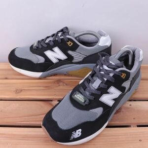 z2651【580】ニューバランス US8 26.0cm/灰 グレー 黒 ブラック 白 ホワイト newbalance メンズ スニーカー 中古