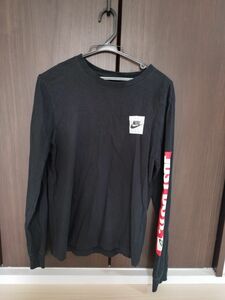 NIKE 長袖Tシャツ 黒