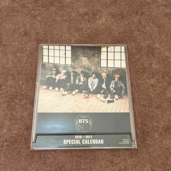 【非売品】【loppi HMV限定】【美品】BTS 防弾少年団　RUN 日本仕様盤　卓上カレンダー