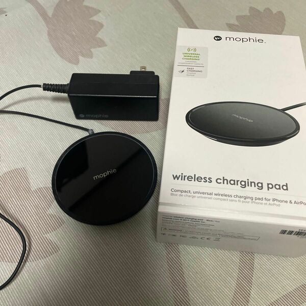ワイヤレス充電器mophie Wireless Charge Pad - Apple 