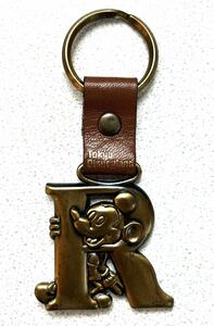 送料無料　東京ディズニーランド イニシャルキーホルダー R ミッキーマウス 80、90年製