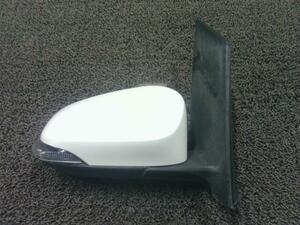  Isis DBA-ZGM10W right door mirror 