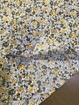 PORT BRIDGE　山喜㈱　綿100％　白緑オレンジ小花柄/ホリゾンタルカラー_画像4