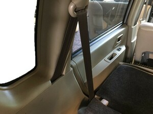 240501 Mitsubishi eK Wagon H81W left rear seat belt 