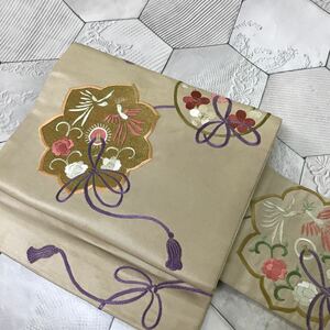 アンティーク　帯　着物　昭和レトロ　刺繍　鳥　四季草花　大正ロマン　モダン　和洋折衷コーデ　リメイク　絹　正絹100% お23-23yx