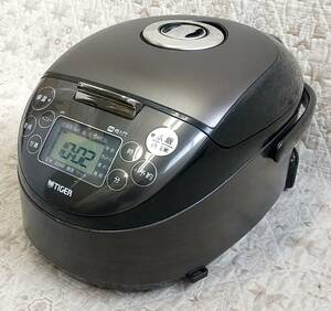  【324】中古品 タイガー IH炊飯器 JPF-55BK 3合炊き 2021年製