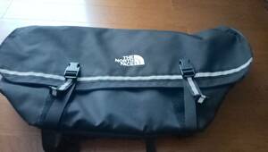 THE NORTH FACE North Face messenger bag size L / NM-8740 Messenger Bag (Size: L)