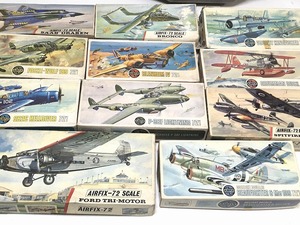 未組立　エアフィックス Airfix-72　1/72　戦闘機　11種　ビンテージ　プラモデル 　Fw189 　P-38 Lightning　グラマンダック他 J