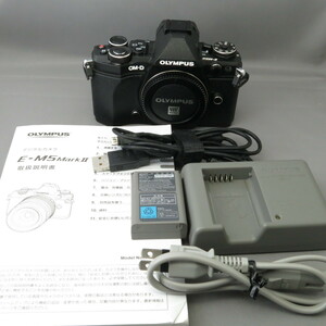 【美品】OLYMPUSオリンパス　E-M5 MARKII　★NO.8219