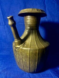 * rare antique middle close higashi or India water cigarettes bottle si- car smoking . smoke . pipe antique old .