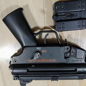 マルイ MP5K クルツ バッテリー充電器 多弾マガジン付 スタンダード電動ガンの画像3