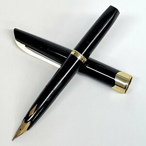  used * junk [28] platinum fountain pen black × Gold pen .18K