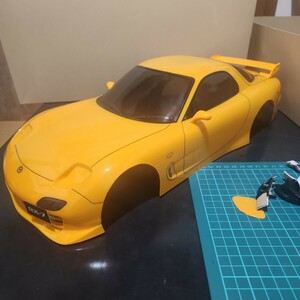 タミヤ　RX-7 ボディ　きいろ