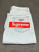 送料無料 30 水色 Supreme Baggy Jean Jeans Washed Indigo 24SS シュプリーム バギー ジーンズ パンツ インディゴ ブリーチ デニム 新品_画像3