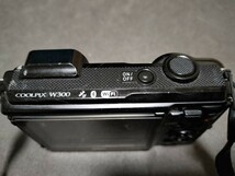 ニコン COOLPIX W300 30m水中撮影 防水 耐衝撃 タフデジカメ WiFi Bluetooth GPS コンパス等 送料込み_画像3