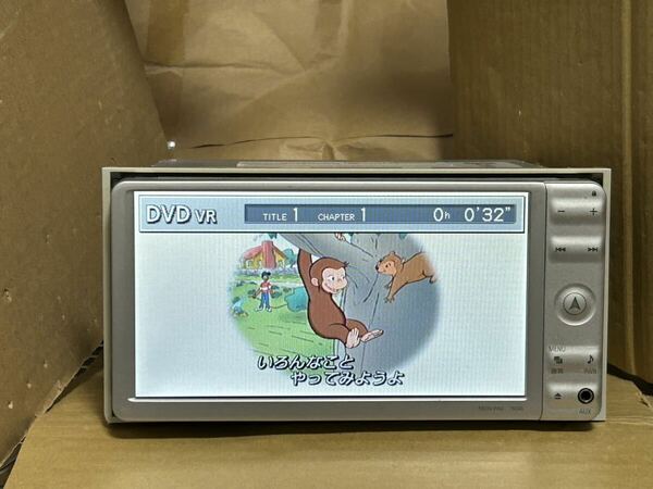 トヨタ純正 SDナビ NSDN-W60 DVD再生 ワンセグ Bluetooth ハンズフリー 送料無料