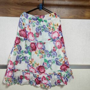 新品 花柄 フレア ロングスカート