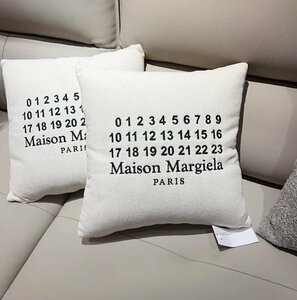 Maison Margiela メゾン マルジェラ 枕 抱き枕 シンプル インテリア ２点セット ホワイト