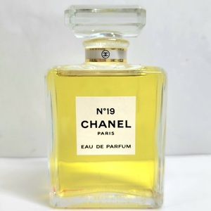 Y-05178K CHANEL シャネル No 19 オードパルファム EDP フレグランス 香水 PARFUM ほぼ満タン 50ml 一部ラベル剥がれあり 保管品