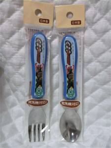 【 仮面ライダーオーズ スプーン & フォーク 】新品 即決 子供 食事 カトラリー 弁当 日本製 仮面ライダー オーズ