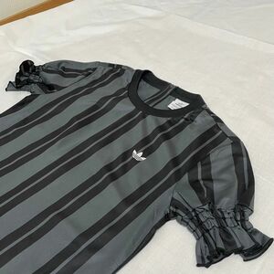 adidas アディダス 半袖Tシャツ トップス　カットソー