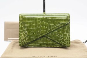 ☆安心の３大保証☆ ABランク ≪BOTTEGA VENETA ボッテガ ヴェネタ/クラッチバッグ≫ クロコダイル レザー 革 グリーン 黄緑 美品 送料無料