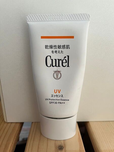 キュレル UVエッセンス