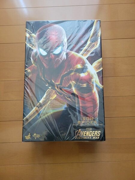 新品未開封　ホットトイズ　アイアンスパイダー　アベンジャーズ　インフィニティウォー