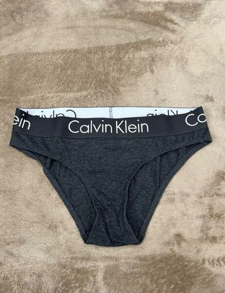 カルバンクライン パンツ M