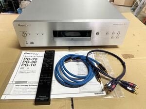  used 16 year made Pioneer PD-70 SACD/CD player Pioneer remote control attaching super audio CD