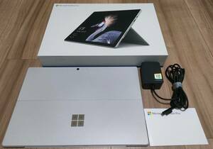 マイクロソフト surface pro(第5世代) /メモリ：4GB /SSD：128G シルバー色 美品！　