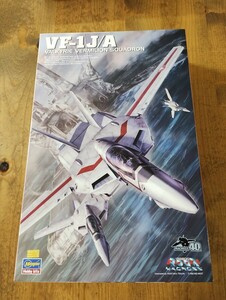 VF-1J/A バルキリー　バーミリオン小隊 超時空要塞マクロス 1/48　ハセガワ　送料無料 マクロス 未組立