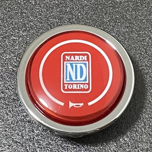 ナルディ ホーンボタン NARDI 赤 レッド クラクションボタン 内装品の画像1