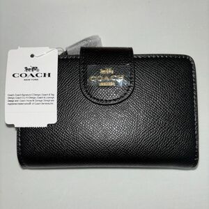 新品　コーチ　二つ折り財布　大人気ブラック　C6390 未使用品　coach