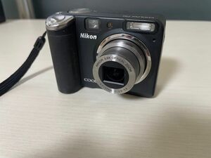 Nikon COOLPIX P50 デジカメ