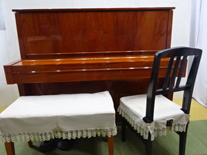 YAMAHA W104　アップライトピアノ 木目調　ヤマハ　ピアノ椅子二つ付き　USED品