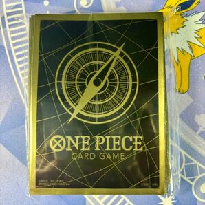 新品未開封 ONE PIECE ワンピースカードゲーム リミテッドカードスリーブ スタンダードブラックゴールド2