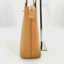 【美品】Burberry バーバリー　カーフレザー　ハンドバッグ　トート　ロゴ_画像5