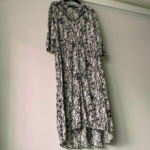 ¥100引きしました！ ZARA ザラ ロングワンピース Mサイズ ワンピ 