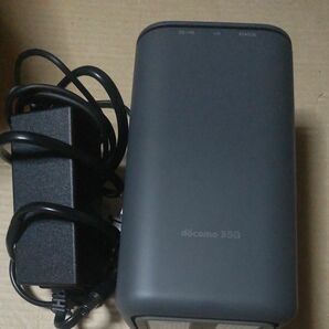 ドコモ home 5G ホームルーター HR01