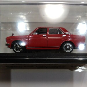 1/43スケールミニカー　日産　NISSAN　ブルーバード1600 SSS（1969）国産名車コレクション