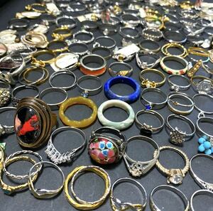 【32】　約100個以上　指輪 リング　ring 大量セット　まとめ売り　アクセサリー　ジュエリー ヴィンテージ 昭和レトロ 