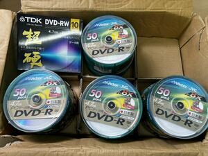 DVD-Rまとめ売り(写真に写っているもので全てです)Victor・JVC 1〜8X 4.7GB 50pack・DVD-RW TDK 1〜2X 10pack(0502c21)