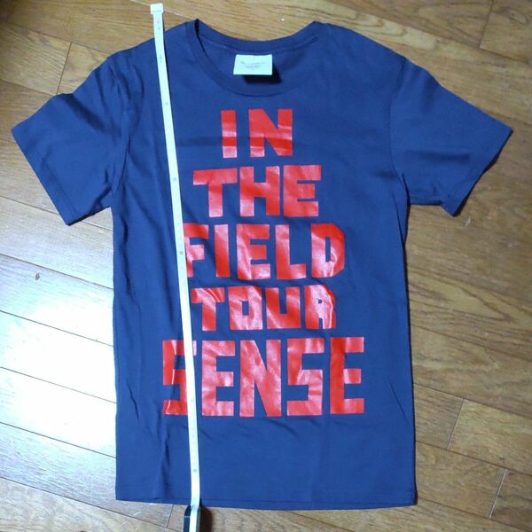 Mr.Children 2011 TOUR 半袖Tシャツ 目立った傷や汚れなし 紺色着丈約６５センチ 半袖