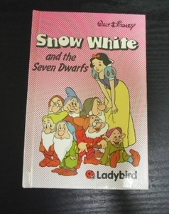 Snow White and the Seven Dwarfs　　◆洋書　　Walt Disney　ディズニー