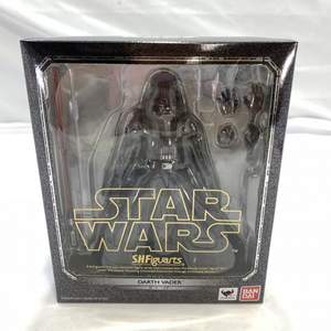 【中古】開封)BANDAI S.H.Figuarts ダース・ベイダー フィギュア STARWARS[240019409729]