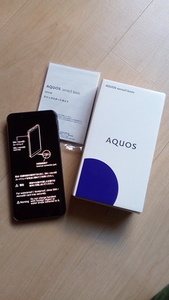 SHV48 Aquos Sense Basic　UQ版　未使用品　色：ブラック　　硝子フィルムおまけ付き